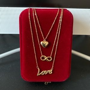 18k Saudi Gold Special Triple Strand Necklace